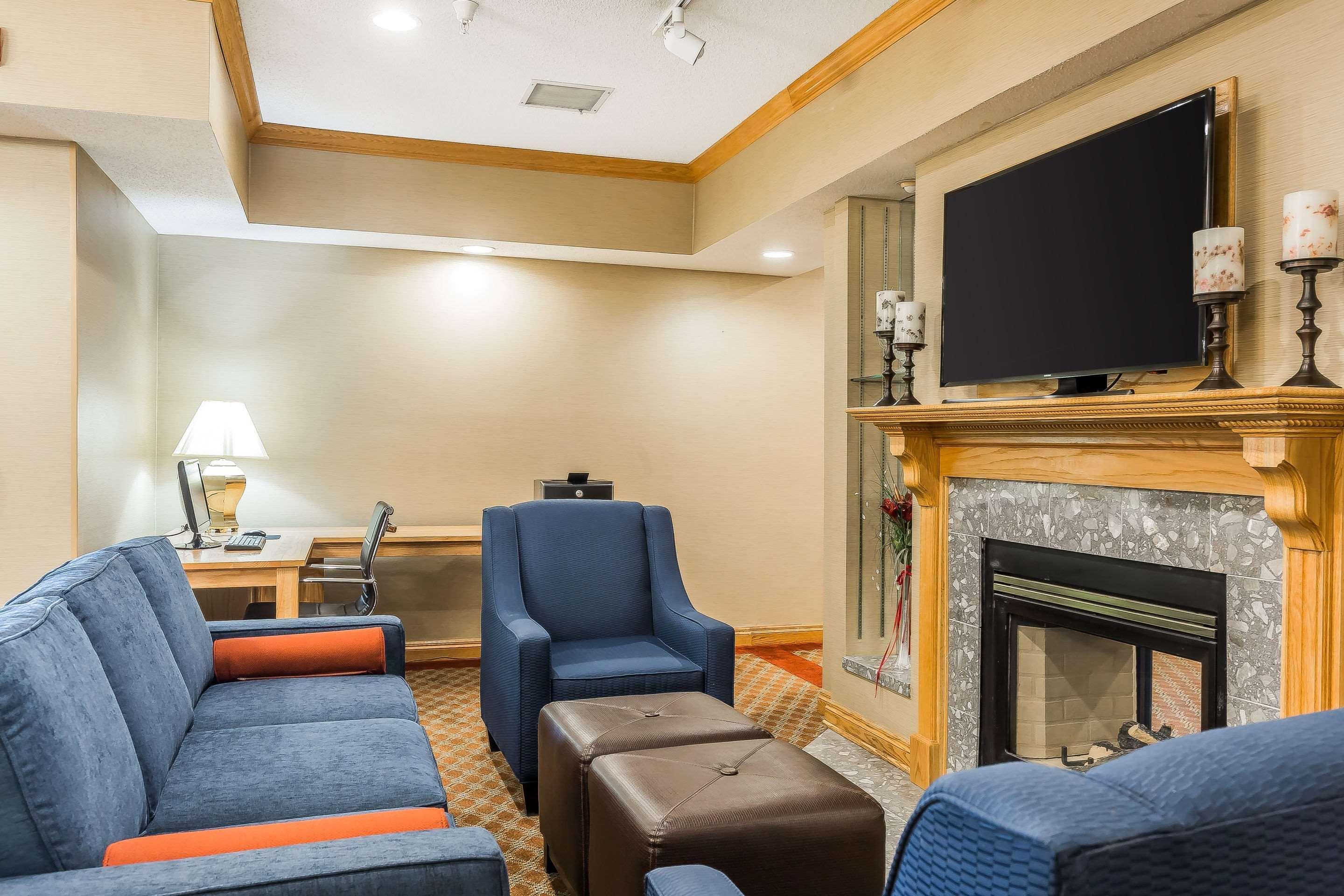 Comfort Inn & Suites Mishawaka-South Bend Zewnętrze zdjęcie