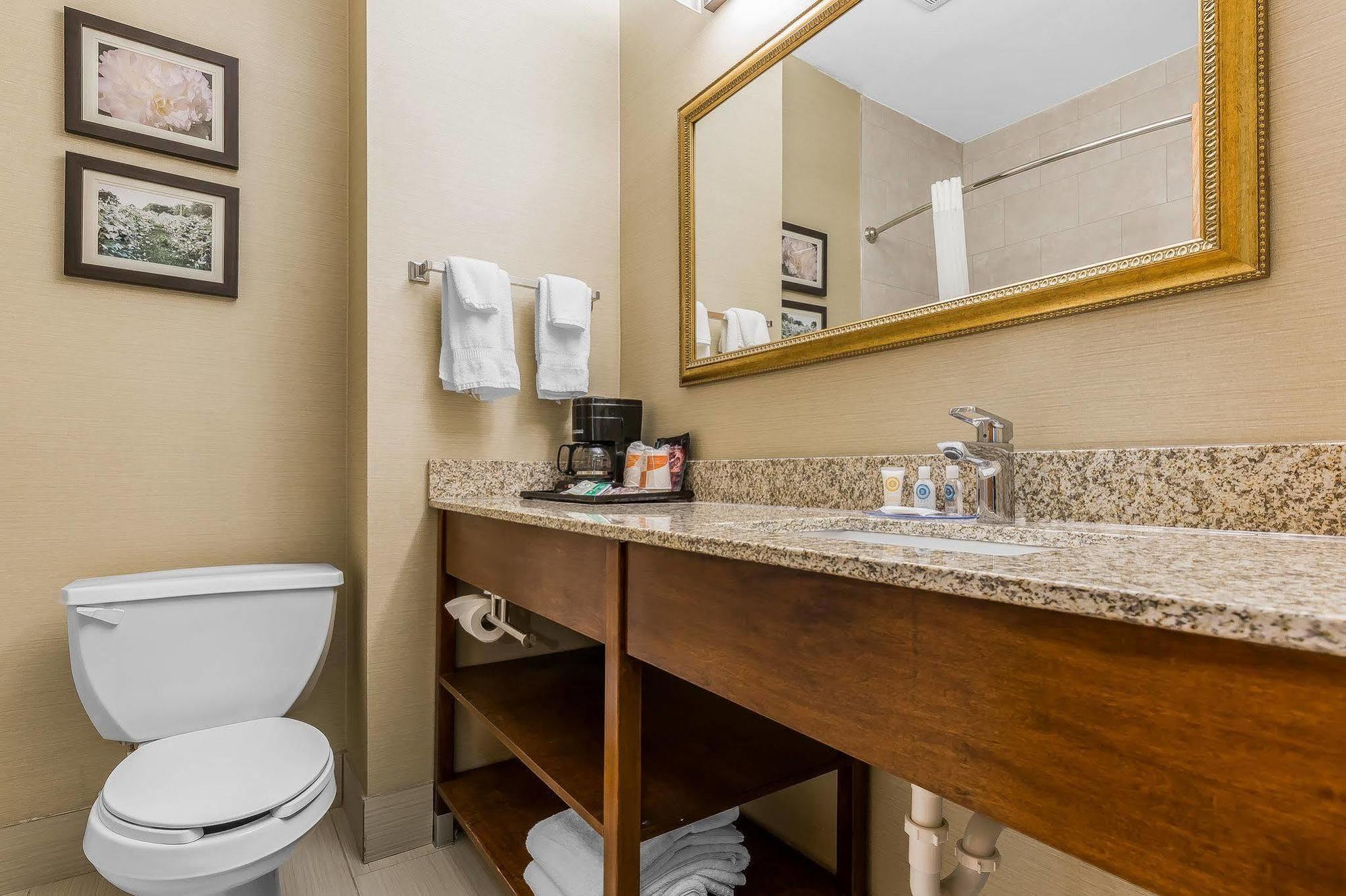 Comfort Inn & Suites Mishawaka-South Bend Zewnętrze zdjęcie